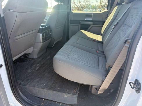 Used 2017 Ford F150 XLT w/ Equipment Group 302A Luxury image 4