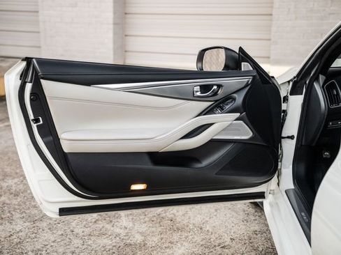 Used 2017 INFINITI Q60 3.0t w/ Cargo Package image 62