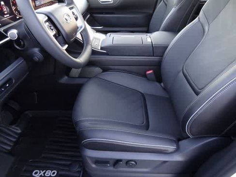 New 2026 INFINITI QX80 Luxe w/ Cargo Package image 6