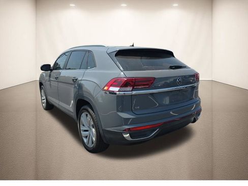 Used 2021 Volkswagen Atlas Cross Sport SE w/ Panoramic Sunroof Package image 9