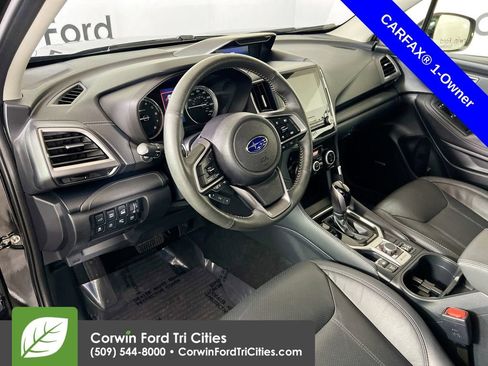 Used 2024 Subaru Forester Touring w/ Convenience Package image 3