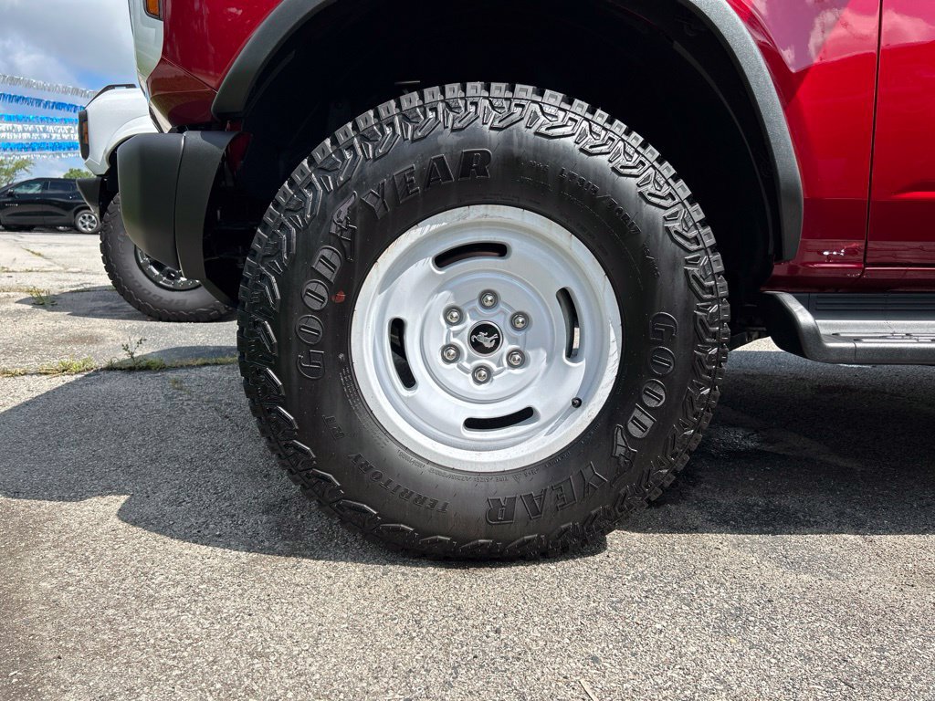 New 2026 Ford Bronco Heritage Edition AWD/4WD image 48