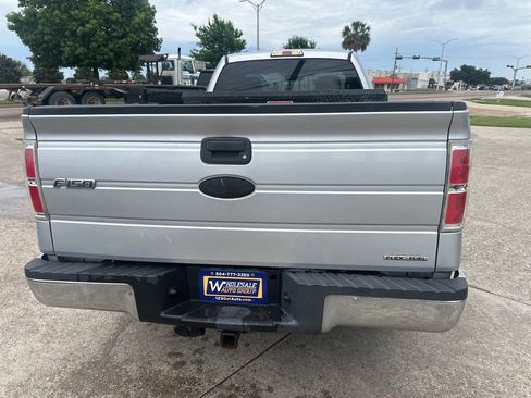 Used 2011 Ford F150 XLT w/ Trailer Tow Pkg RWD image 4