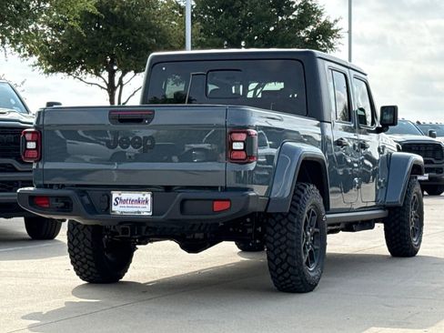New 2026 Jeep Gladiator Sport AWD/4WD image 8