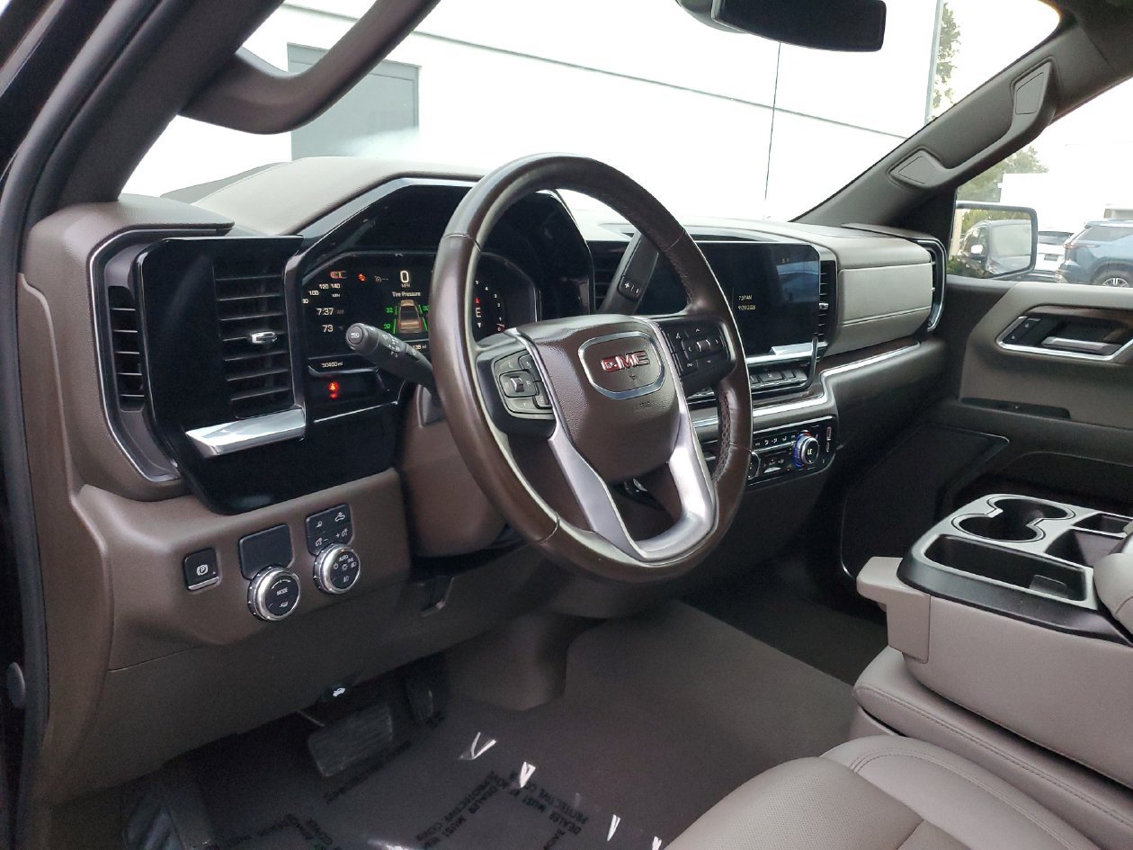 Used 2025 GMC Sierra 1500 SLT RWD image 20