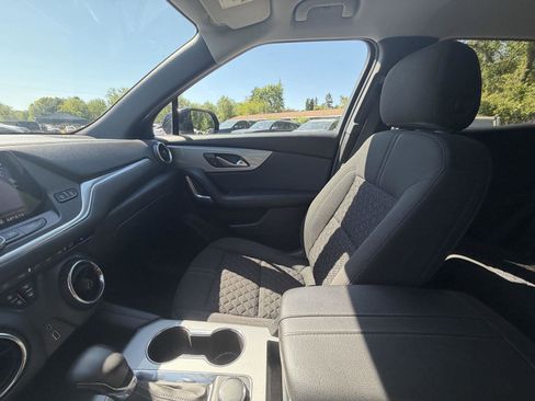 Used 2020 Chevrolet Blazer LT FWD image 26