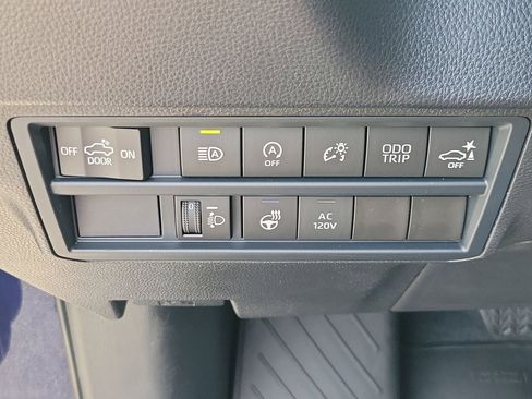 New 2026 Toyota Tundra SR5 AWD/4WD image 29