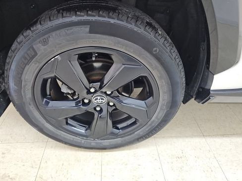 Used 2021 Toyota RAV4 XSE AWD/4WD image 21