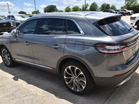 Used 2023 Lincoln Nautilus Reserve FWD image 7