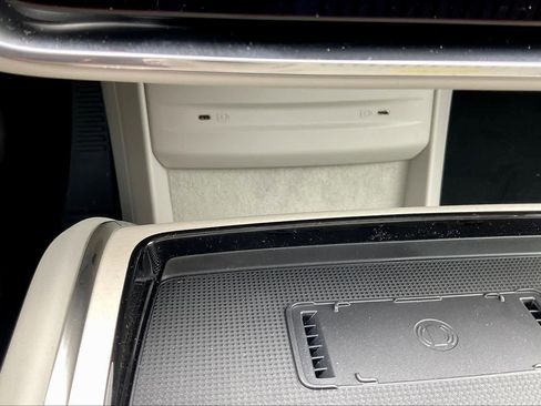 New 2025 Volvo EX90 Plus w/ Protection Package Premier image 23