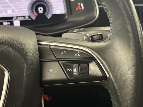 Used 2020 Audi Q8 Premium Plus w/ Premium Plus Package AWD/4WD image 18