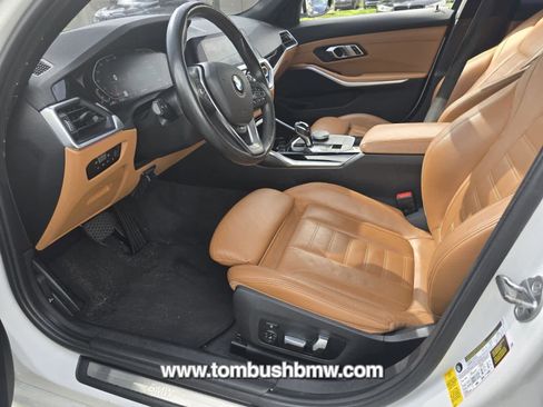 Used 2019 BMW 330i Sedan w/ Premium Package image 5