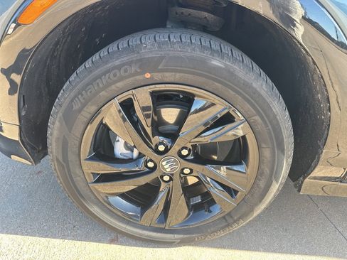 Used 2024 Buick Encore GX Sport Touring image 42