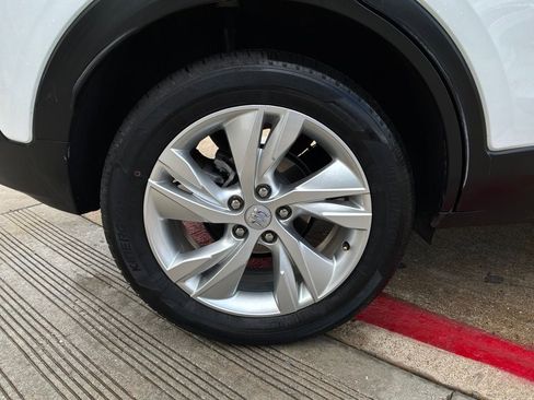 Used 2025 Buick Encore GX Preferred FWD image 9