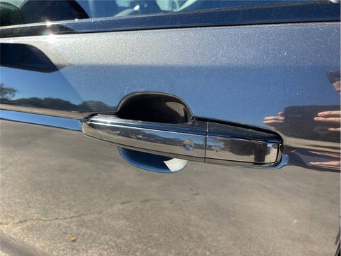 Used 2019 Land Rover Range Rover Sport HST image 18