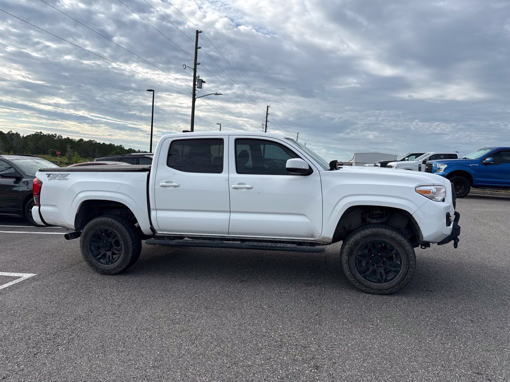 Used 2020 Toyota Tacoma SR AWD/4WD image 1