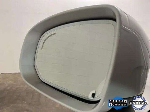 Used 2023 Volvo XC60 B5 Plus image 87