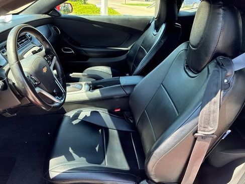 Used 2014 Chevrolet Camaro LT RWD image 10