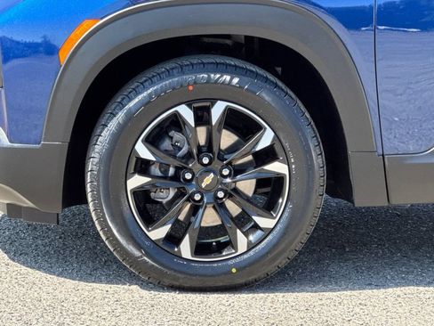Used 2023 Chevrolet TrailBlazer LT FWD image 32
