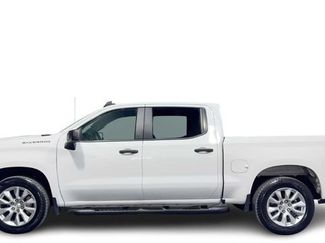 Used 2022 Chevrolet Silverado 1500 Custom w/ Safety Confidence Package RWD video 1