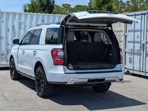 Used 2019 Ford Expedition Limited RWD image 13