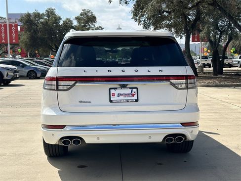 Used 2023 Lincoln Aviator Black Label image 9