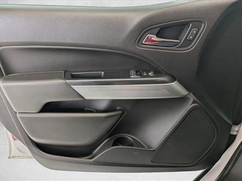 Used 2018 Chevrolet Colorado LT w/ LT Convenience Package image 20