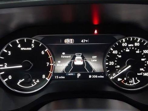 Used 2026 Nissan Rogue SV AWD/4WD image 22
