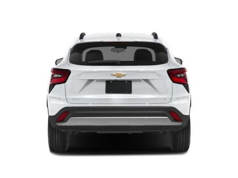 Used 2025 Chevrolet Trax LS FWD image 8