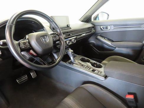 Used 2024 Honda Civic Sport image 4