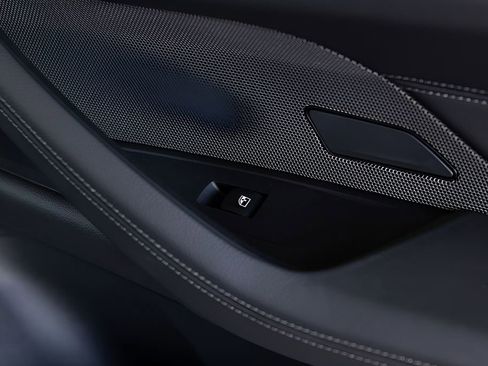 Used 2025 BMW 430i xDrive w/ M Sport Package image 75