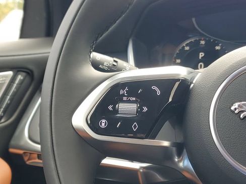 Used 2024 Jaguar I-PACE R-Dynamic HSE AWD/4WD image 26