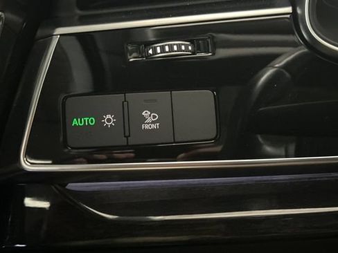 Used 2022 Audi Q7 2.0T Premium w/ Convenience Package AWD/4WD image 34