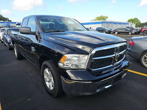 Used 2024 RAM 1500 Classic SLT AWD/4WD image 3