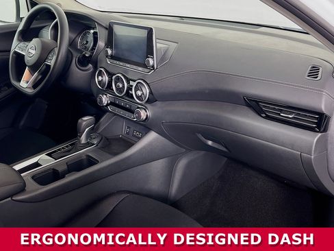 Used 2025 Nissan Sentra SV image 21