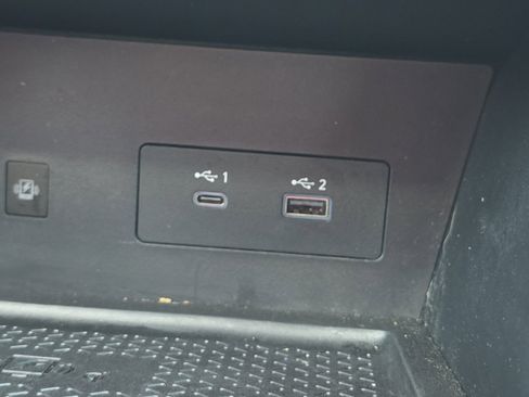 Used 2024 Nissan Pathfinder Platinum image 21