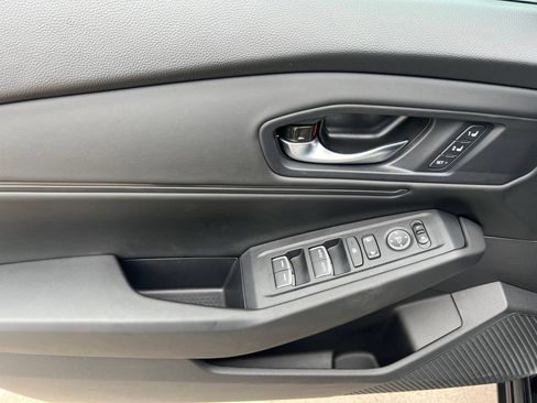 Used 2025 Honda Accord EX-L image 11