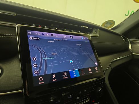 Certified 2023 Jeep Grand Cherokee L Overland w/ Luxury Tech Group IV image 22