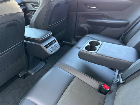 Certified 2023 Nissan Ariya AWD image 13