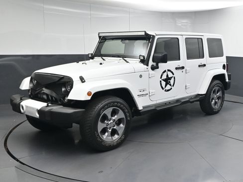Used 2016 Jeep Wrangler Unlimited Sahara w/ Trailer Tow Group image 4