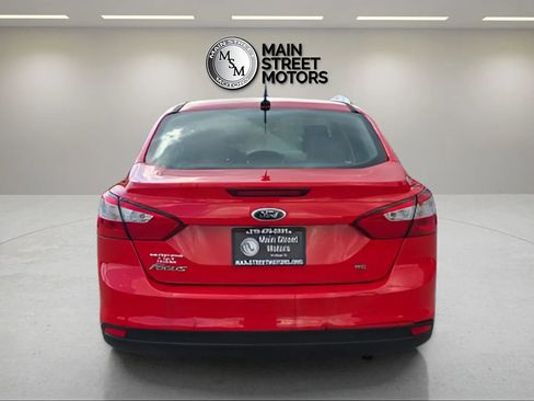 Used 2012 Ford Focus SE FWD image 4