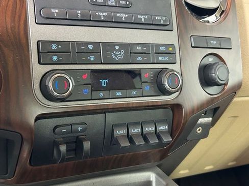 Used 2012 Ford F350 Lariat w/ Lariat Interior Pkg image 24