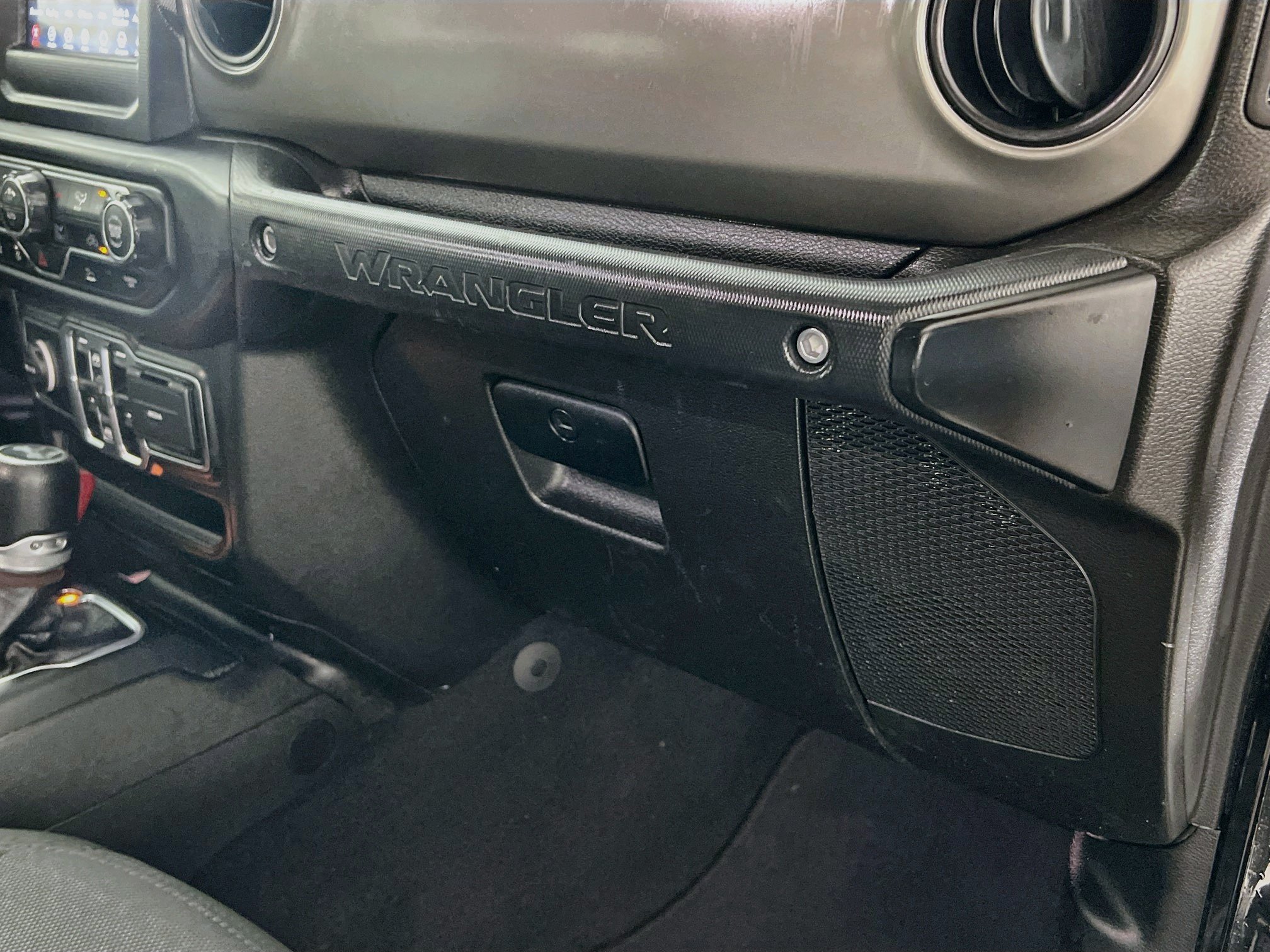 Used 2022 Jeep Wrangler Unlimited Sport AWD/4WD image 34