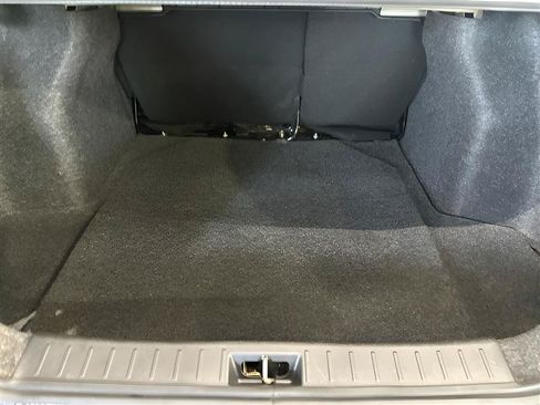 Used 2021 Nissan Versa S FWD image 24