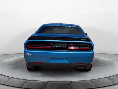 Used 2016 Dodge Challenger SRT Hellcat RWD image 4