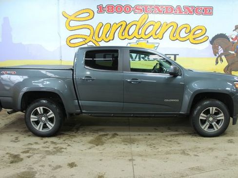 Used 2017 Chevrolet Colorado LT w/ LT Convenience Package image 1