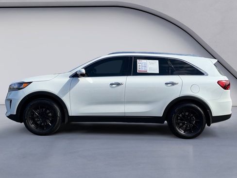 Used 2019 Kia Sorento EX w/ EX Touring Package image 2