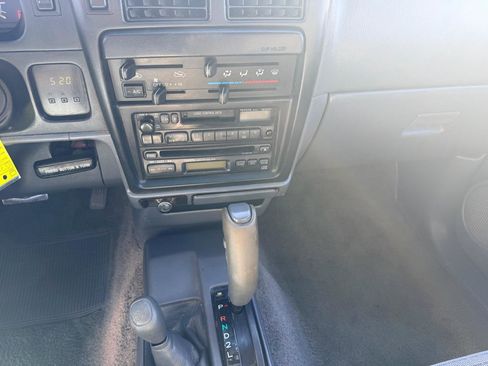 Used 1997 Toyota Tacoma SR5 image 13