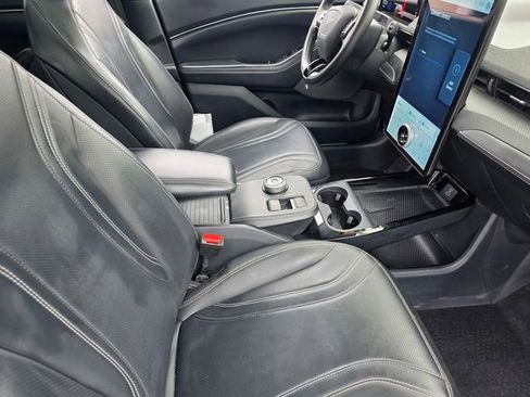 Used 2023 Ford Mustang Mach-E Premium RWD image 15