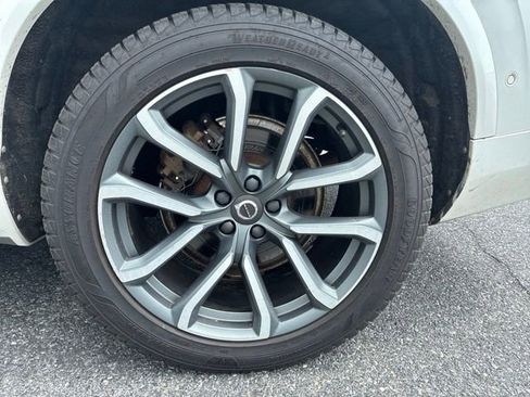 Used 2018 Volvo XC90 T5 Momentum w/ Convenience Package AWD/4WD image 13